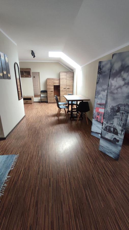 Poddasze Kamienica Wloclawek Centrum מראה חיצוני תמונה